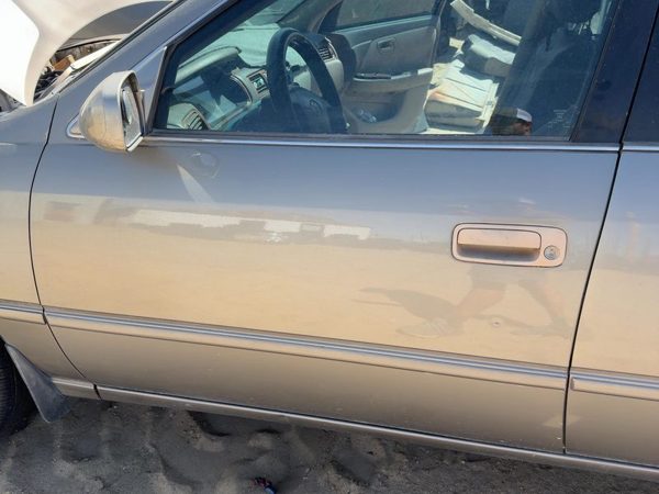 1999 Toyota Camry Front Door LH Antique Sage 1B2 — photo 4