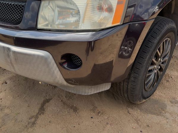 2005-2006 Chevy Equinox Front Bumper Cover Assembly Oem Black Amethyst 71U — photo 8