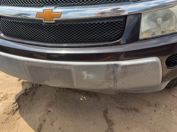 2005-2006 Chevy Equinox Front Bumper Cover Assembly Oem Black Amethyst 71U — photo 10