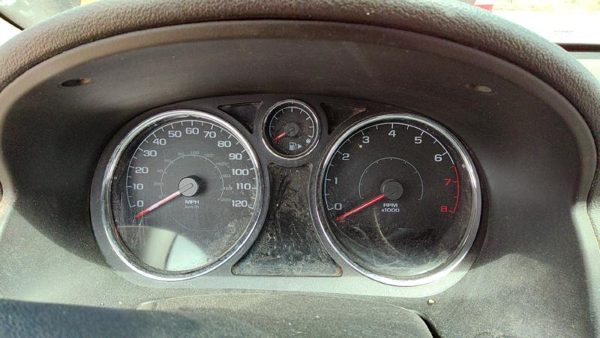 2007 Chevy Cobalt Speedometer Cluster Instrument Gauges Panel Oem Dash 2.2L — photo 1