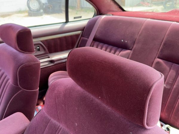 1994 Olds Eighty Eight Pair Of Front Headrests Oem Left Right Set Seat Red — photo 4