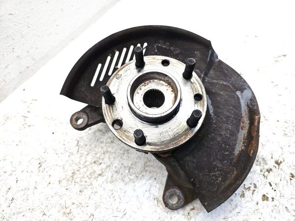 97-05 S10 Blazer Passenger Front Spindle Steering Knuckle With Wheel Hub 4X4 — photo 2