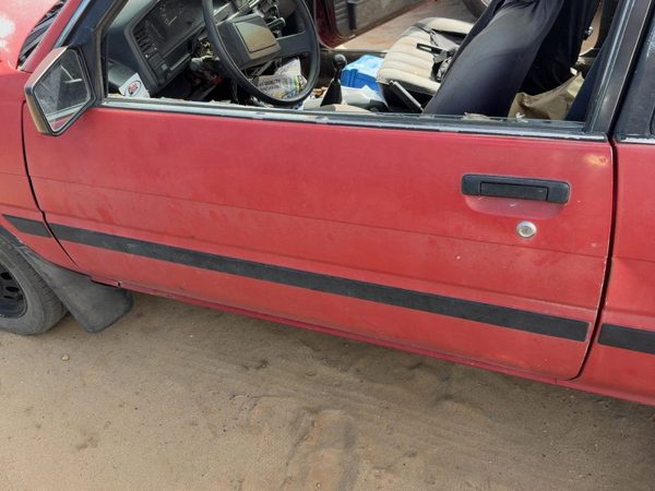 1988 Toyota Corolla Front Door LH Red — photo 2