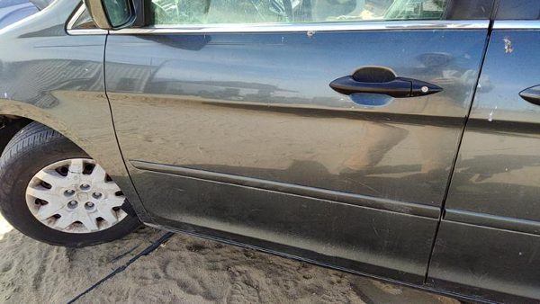 2006 Honda Odyssey Front Door LH Blue — photo 1