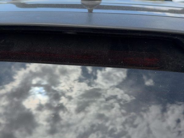 2011-2013 Kia Sportage Third Brake Light Middle Lamp Oem — photo 4