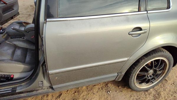 2002 Volkswagen Passat Rear Door LH Silver — photo 2