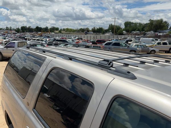 2000-2014 Chevy Suburban Luggage Rack Cross Bars Only Oem Roof — photo 2