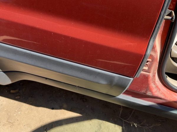 01-07 Ford Escape Passenger Right Rear Moulding From Door Oem Back Med Platinum — photo 2