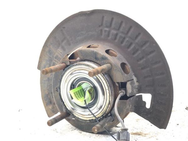 2013-2016 Ford F250 Super Duty Front Wheel Hub With Driver Left Brake Shield 4X4 — photo 3