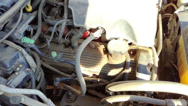 2003-2004 Lincoln Town Car Passenger Right Valve Cover Oem 4.6L 3W3z6582ba — photo 2