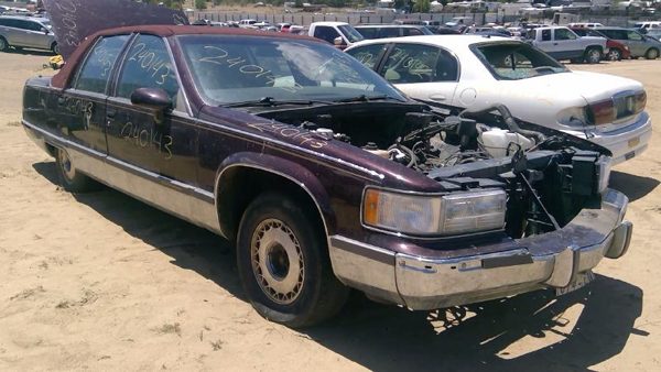 1993 Cadillac Fleetwood Strut Assembly RH — photo 7