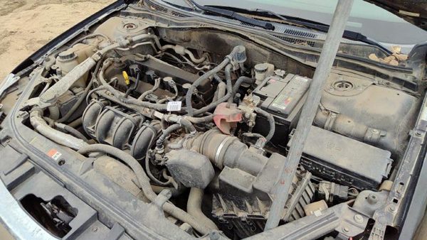 2010 Ford Fusion — vehicle photo 2