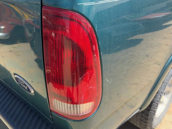 1997-2004 Ford F150 Passenger Right Tail Light Brake Lamp Oem Rear F85Z13404Ca — photo 2