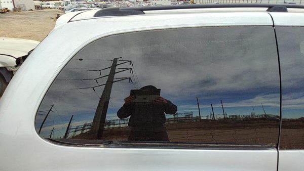 96-00 Town & Country Passenger Right Rear Quarter Glass Back Side Window — photo 3