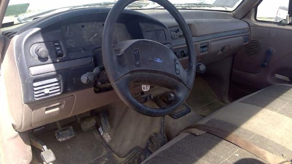 1993 Ford F-250 — vehicle photo 3