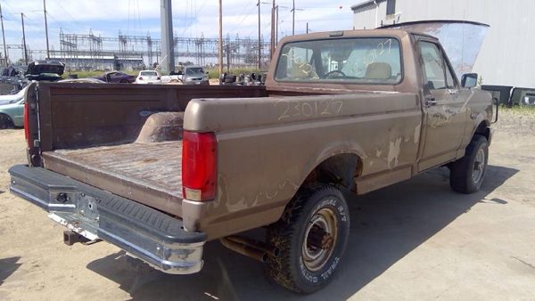 1993 Ford F-250 — vehicle photo 6