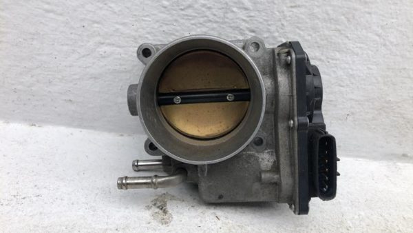 2005-2018 Toyota Avalon Throttle Body Valve Oem With Sensors 220300P050 — photo 1