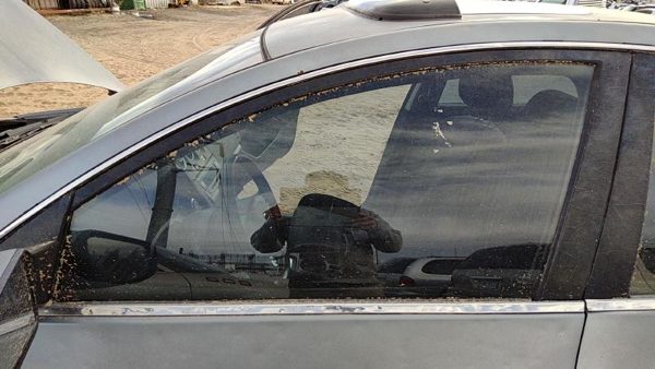 2007-2012 Nissan Altima Driver Left Front Side Window Door Glass Oem 80301Ja000 — photo 1