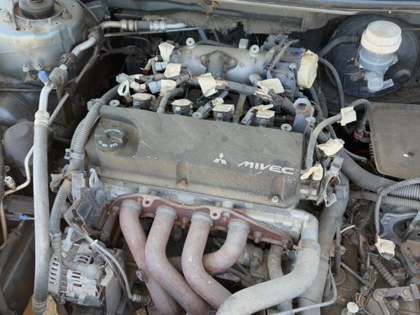 2007 Mitsubishi Eclipse Engine Assembly/motor 2.4L — photo 3
