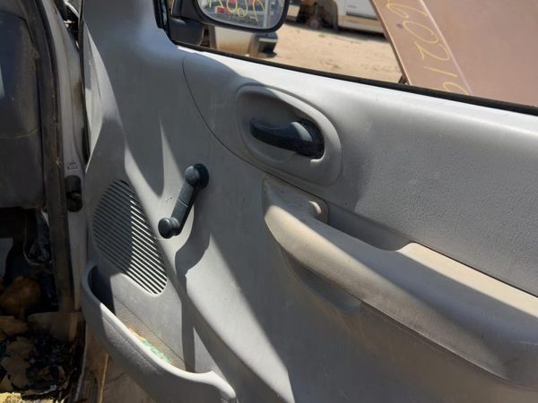 2000-2003 Ford F150 Passenger Right Front Door Trim Panel Manual Gray — photo 3
