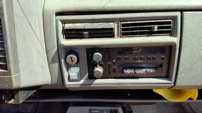 1986-1994 S10 Blazer Trim Bezel Around Radio Surround Dash Panel Oem Gray