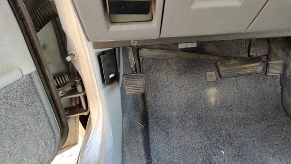 85-93 Olds 88 Parking Brake Pedal Assembly Oem Complete Emergency Unit — photo 3
