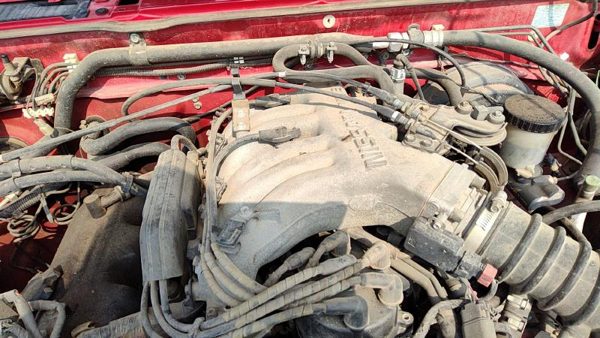 1994-1995 Nissan Pathfinder Upper Intake Manifold Oem 3.0L 1400575P00 — photo 2