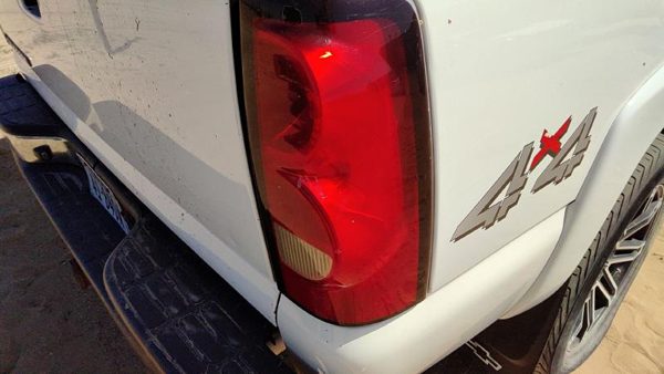 2004-2007 Sierra 1500 Hd Passenger Right Tail Light Brake Lamp Oem Rear 19169022 — photo 5
