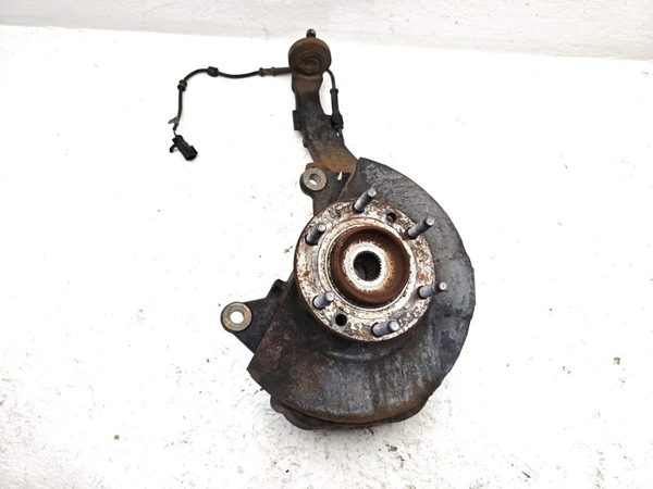 02-09 Gmc Envoy Passenger Right Front Spindle Steering Knuckle With Wheel Hub — photo 2