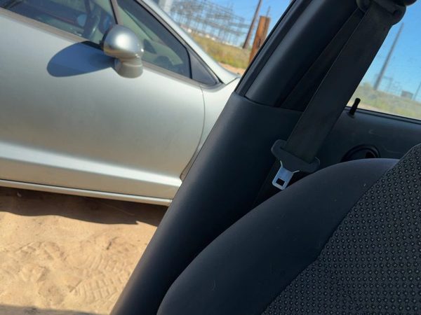 2004 Chevy Aveo Passenger Right B-Pillar Trim Panel Oem Gray — photo 4