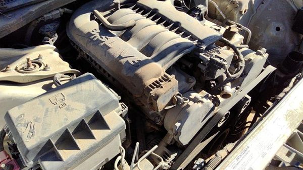 2006 Chrysler 300 Passenger Right Valve Cover Oem 3.5L 4792882Ac — photo 3