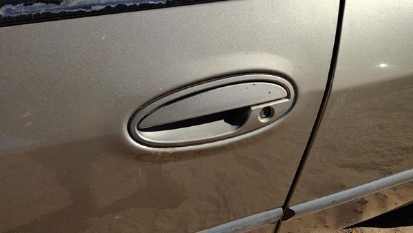 2000-2005 Chevy Impala Driver Left Front Outside Door Handle Oem Gold 49U — photo 3