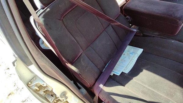 1989 Buick Century Passenger Right Front Seat Belt Retractor Oem Shoulder Red — photo 1