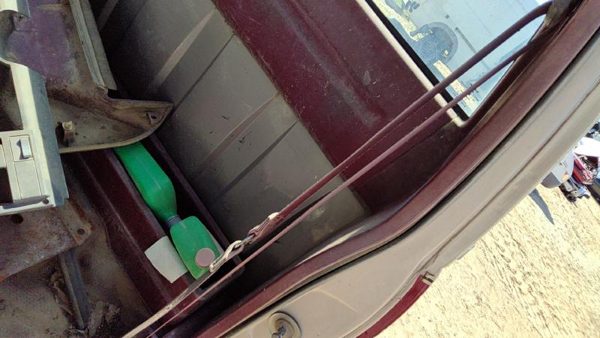 88-94 Gmc Sierra 2500 Driver Left Front Seat Belt Retractor Oem Shoulder Red — photo 6