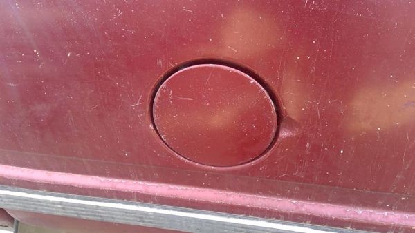 88-00 Gmc Sierra 2500 Fuel Tank Door With Hinge Gas Lid Oem Filler Red — photo 6