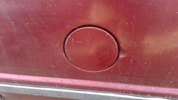 88-00 Gmc Sierra 2500 Fuel Tank Door With Hinge Gas Lid Oem Filler Red — photo 5
