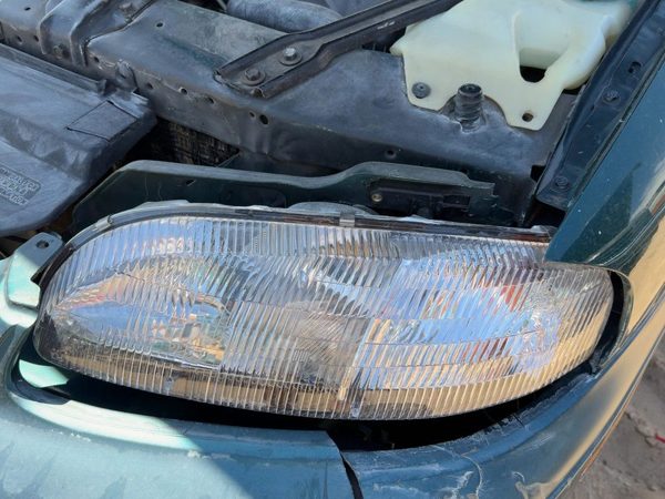 1995-2001 Chevy Lumina Driver Left Head Light OEM Front Lamp 10420375 — photo 4