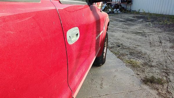 2000 Dodge Durango Front Door RH Red Hail — photo 5