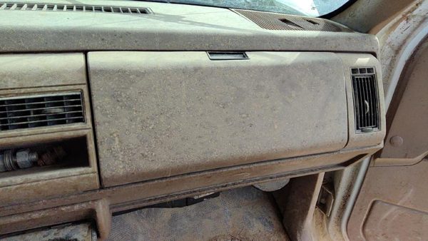 88-94 Chevy Silverado 1500 Glove Box Assembly Complete Door With Latch Oem Tan — photo 3