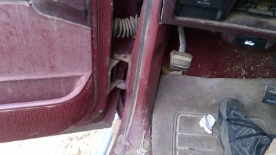 88-91 Gmc Sierra 2500 Driver Left Lower Kick Trim Panel Oem Red