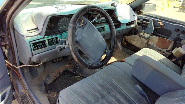 1994 Oldsmobile Cutlass Ciera Caliper LH Olds — photo 5