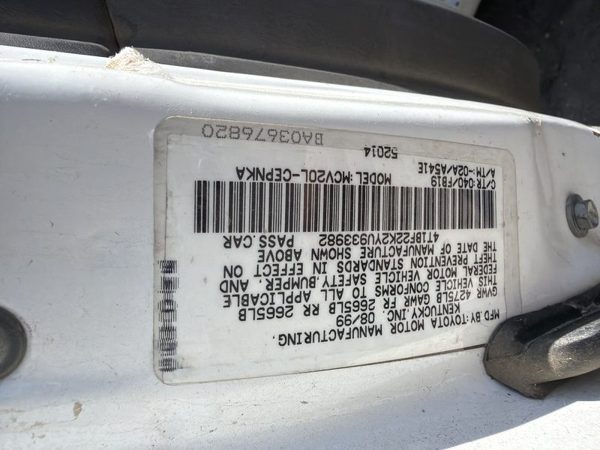 2000 Toyota Camry — vehicle photo 8