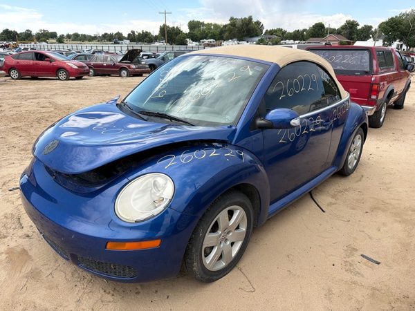 2007 Volkswagen Beetle — vehicle photo 4