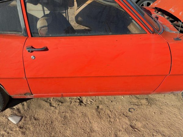 1976 Ford Maverick Front Door RH Orange — photo 3