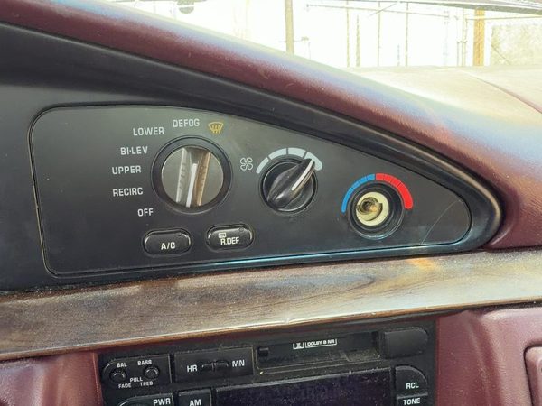 94-95 Eighty Eight Temperature Control Module In Dash Heater Ac Head Unit Dial — photo 2