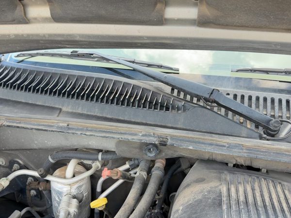 2000-2002 Chevy Suburban Passenger Right Windshield Wiper Arm Oem Blade Lever — photo 3