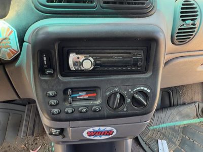 1999 Chrysler Voyager Dash Panel Taupe ALL5