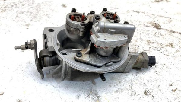 1993-1995 Chevy Suburban Throttle Body Valve Oem With Sensors 5.7L 17112913 — photo 5