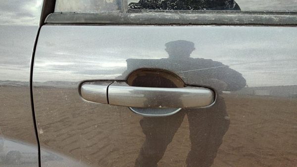 05-09 Equinox Passenger Right Rear Outside Door Handle Back Granite Gray 44U — photo 3
