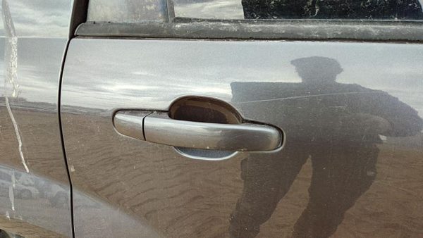 05-09 Equinox Passenger Right Rear Outside Door Handle Back Granite Gray 44U — photo 4